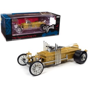 George Barris' Drag-u-la Gold "The Munsters" (1964-1966) TV Series "Silver Screen Machines" 1/18 Diecast Model by Auto World - 1 of 4