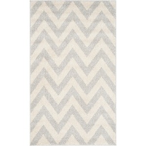 Amherst AMT419 Power Loomed Indoor Rugs - Safavieh - 1 of 4