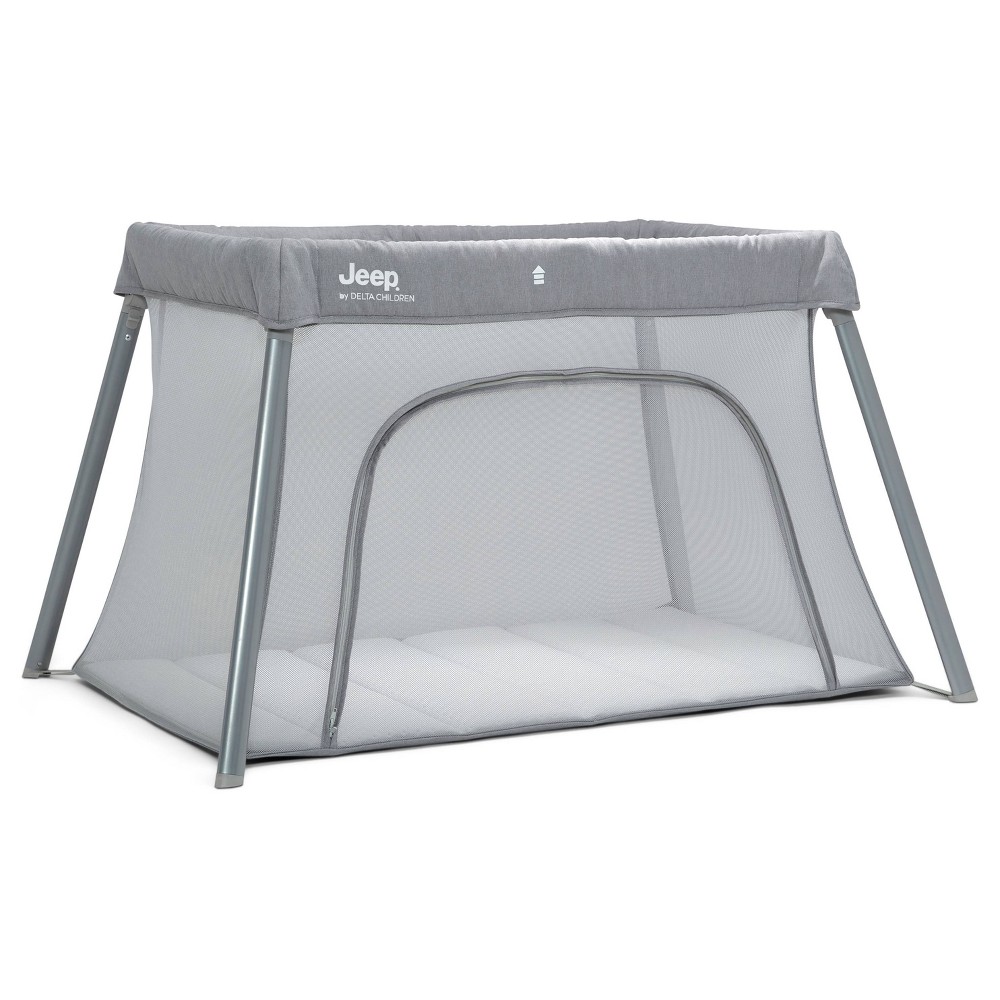Jeep Horizon Compact Travel 2-in-1 Playard and Bassinet - Light Gray