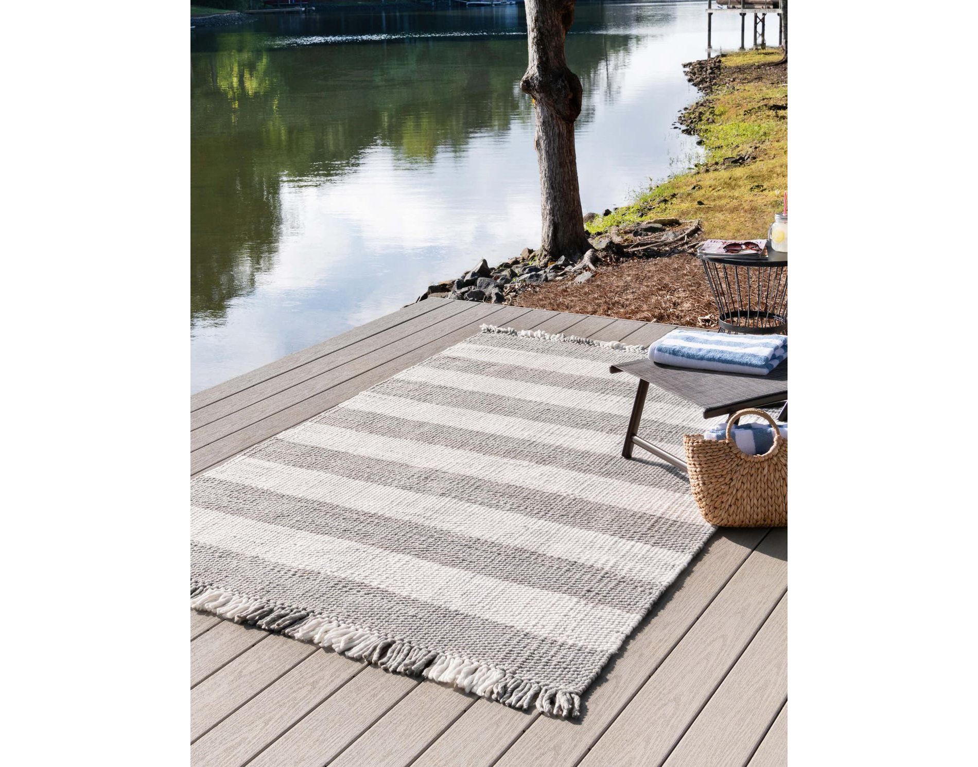 Unique Loom 2' 2 x 3' 1 Eco Plaid Indoor Outdoor Washable Gray Area Rug