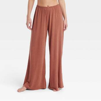 Colsie Women's Fleece Wide Leg Lounge Pant With Side Slit – Biggybargains