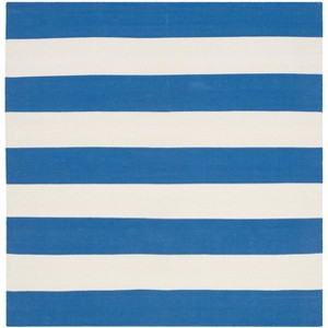 Montauk MTK712 Hand Woven Indoor Rugs - Safavieh - 1 of 4