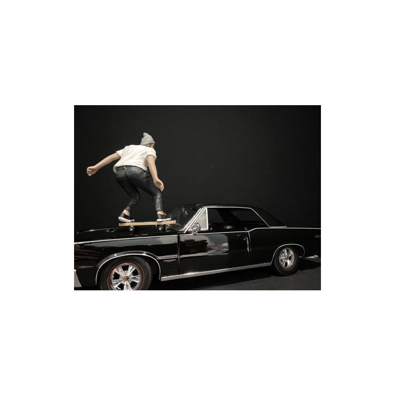 Skateboarder Figurine II for 1/18 Scale Models by American Diorama, 2 of 4
