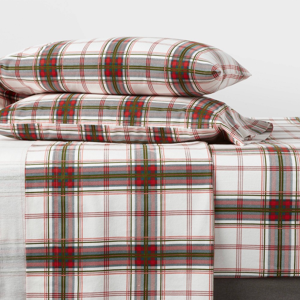 Queen Holiday Flannel Sheet Set Plaid Print - Threshold™