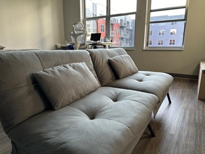 Guest review image 1 of 3, zoom in