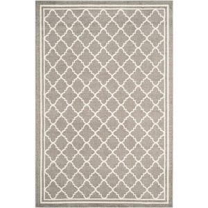 Amherst AMT422 Power Loomed Indoor Rugs - Safavieh - 1 of 4
