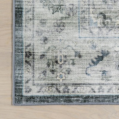 Kaiana Blue Medallion Washable Synthetic 4' x 6' Rug