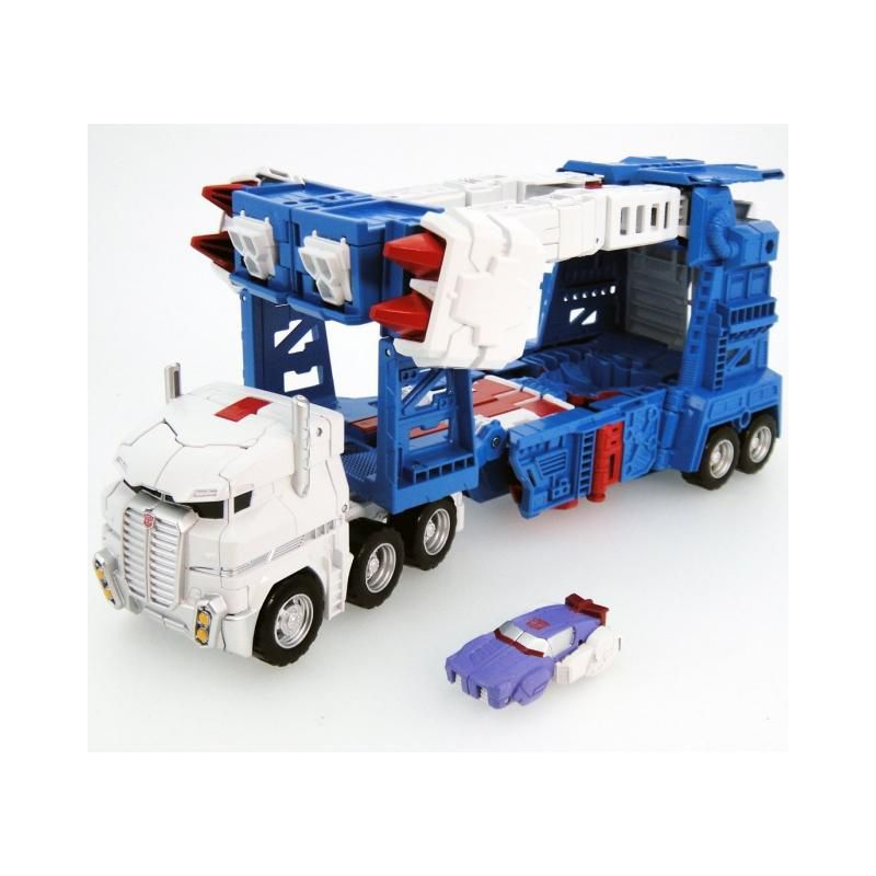 LG14 Ultra Magnus with Alpha Trion Mini Figure | Japanese Transformers Legends Action figures, 3 of 5