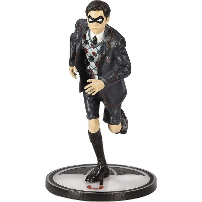 Dark Horse Comics The Umbrella Academy Figure Replica #5 | The Boy