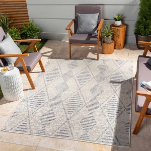 Hauteloom Pagatin Indoor & Outdoor Rug - 1 of 4