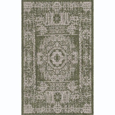 Green Synthetic Rectangular Outdoor Stain-Resistant Rug