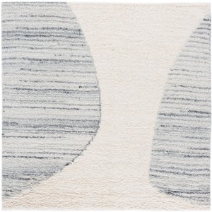 Vermont VRM228 Table Tufted Indoor Rugs - Safavieh - 1 of 4