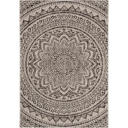 Safavieh Courtyard Indoor/Outdoor Rug Review: Affordable Patio Upgrade