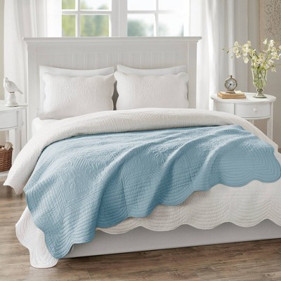 Oversized Blue Cotton Fill Quilted Throw with Scalloped Edges