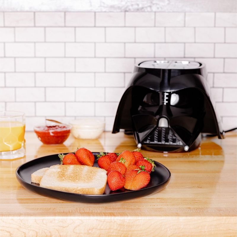 Uncanny Brands Star Wars Darth Vader Halo Toaster, 3 of 10