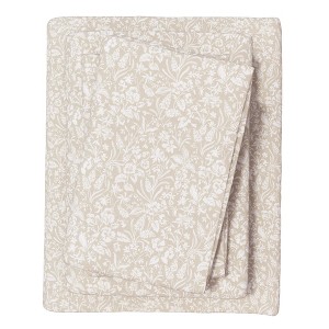 100% Cotton Winter Floral Printed Flannel Sheet Set - Great Bay Home - 1 of 4