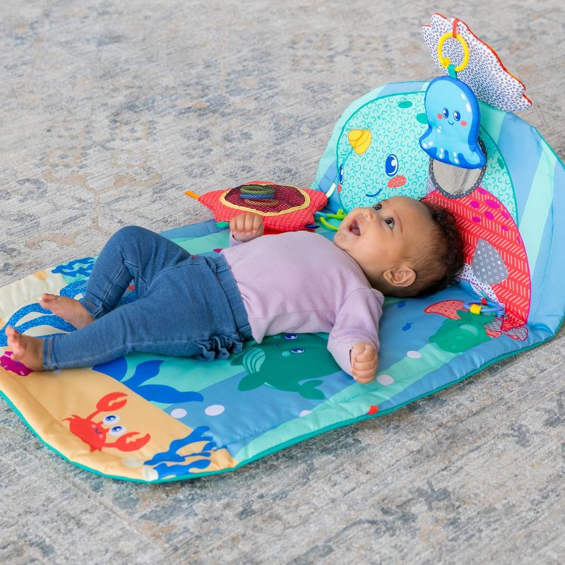 Infantino 3 Stage Above and Beyond Tummy Time Mat, 3 of 10