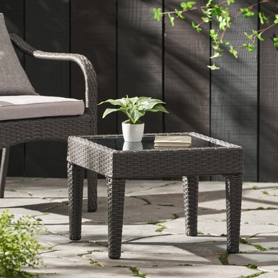 Outdoor Rattan Side Table, Patio Coffee Table With Tempered Glass Top, Modern PE Wicker Weather-resistant Patio Table
