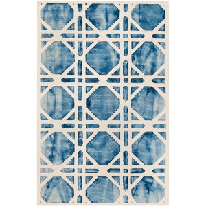 Dip Dye DDY721 Hand Tufted Indoor Rugs - Safavieh - 1 of 1