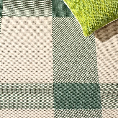 Easy-Care Green and Beige Synthetic Indoor/Outdoor Rug - 27x5