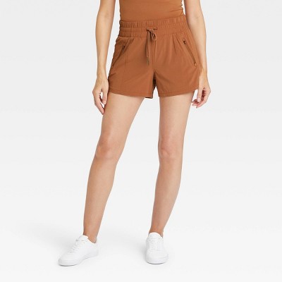 Women's Stretch Woven Mid-Rise Shorts 4" - All in Motion™