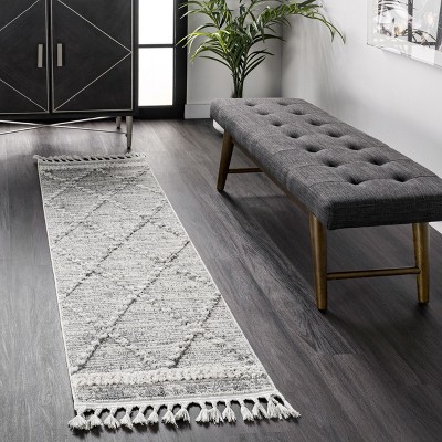 Reversible Gray Braided 25" Synthetic Easy-Care Runner Rug