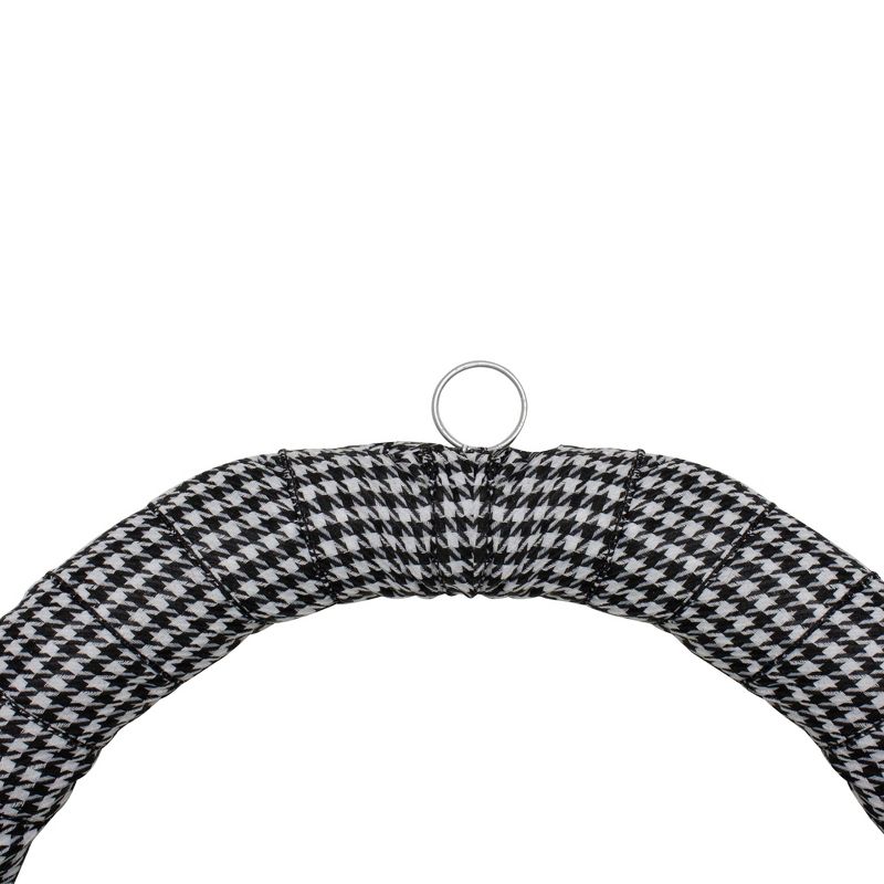 Northlight Black and White Houndstooth and Berry Artificial Christmas Wreath - 24-Inch, Unlit, 4 of 5