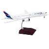 Boeing 787-9 Commercial Aircraft "LATAM Airlines" White w/Blue Tail "Gemini 200" 1/200 Diecast Model Airplane by GeminiJets - 3 of 3
