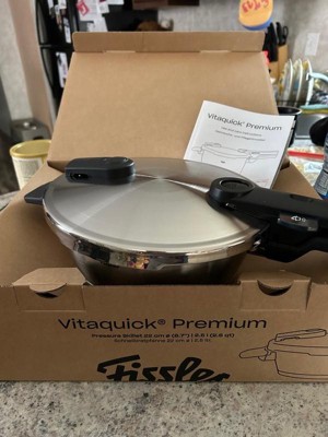 Vitaquick® Pressure Skillet, 2.6 Quart