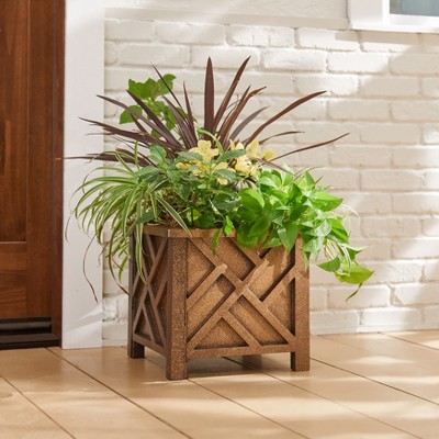 BrylaneHome Chippendale Planter
