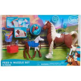 spirit riding free feed and nuzzle set