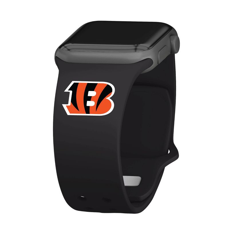 NFL Cincinnati Bengals Apple Watch Compatible Silicone Band - Black
, 1 of 4