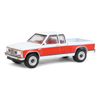 Greenlight Collectibles 1/64 1984 GMC S-15 Sierra Classic 4x4, Apple Red & Frost, All-Terrain Series 14, 35250-B