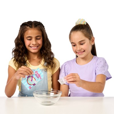 Cookeez Makery Freezy Cakez Fridge Playset with Plush