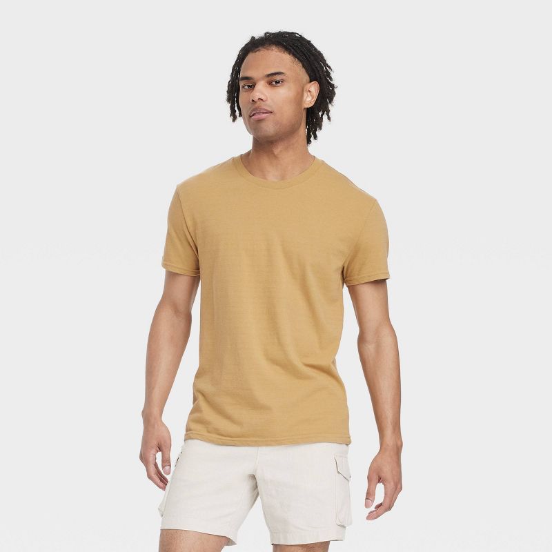 Men&#39;s Short Sleeve Crewneck T-Shirt - Goodfellow &#38; Co&#8482;, 1 of 5