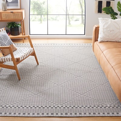 Augustine Boho-Mod Ivory Cotton Blend 8' x 10' Area Rug