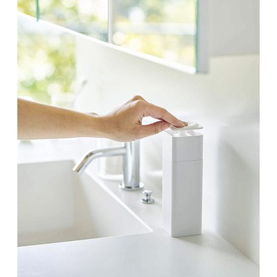 Black Plastic One-Handed Soap Dispenser, 8.5 oz