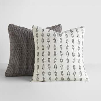 2-Pack Gray Throw Pillows Seed Stitch Knit with Cotton Patterns in Folk Leaves - Becky Cameron, Gray, 20 x 20
