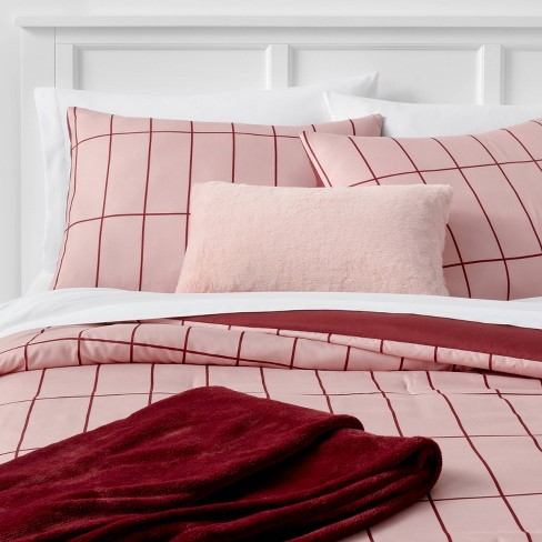 Comforter hotsell target queen