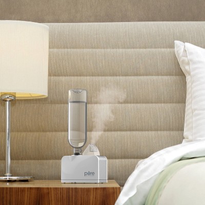 Compact White Ultrasonic Tabletop Humidifier with Auto Shutoff