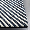 Ebony EBN150 Hand Tufted Indoor Rugs - Safavieh - 3 of 4