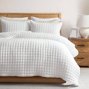 White King Size Quilt Bedding Set, Lightweight Soft Coverlet, 3 Pieces, 104x90 Inches - 1 of 4