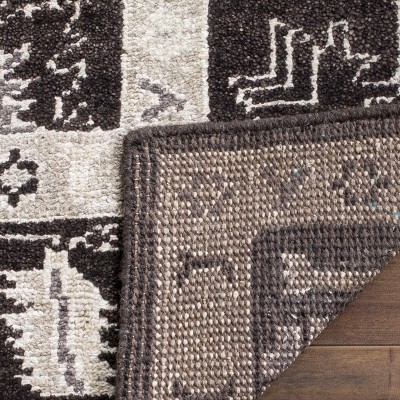 Handmade Gray Wool and Synthetic 4' x 6' Rug