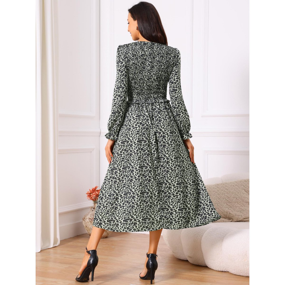 Женские платья INSPIRE CHIC Women's Leopard Print Long Sleeve Tie V Neck Smoked Flowy Midi Dresses with Pockets Small Black — фото 5