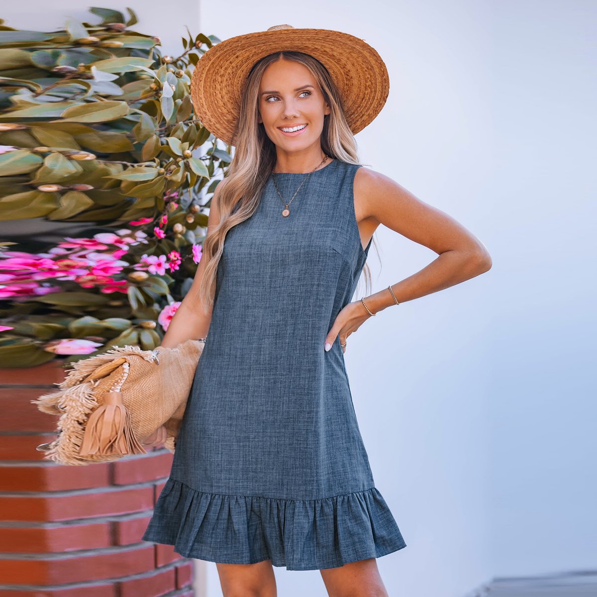 Женские платья Cupshe Women's Charming Chambray Back Tie Ruffle Dress-S-Blue — фото 7