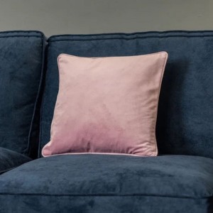 Cushion F+H Velvet Plain Soft Lilac - 1 of 2