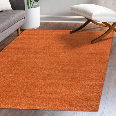Modern Gray 4' x 6' Low-Pile Rectangular Synthetic Area Rug