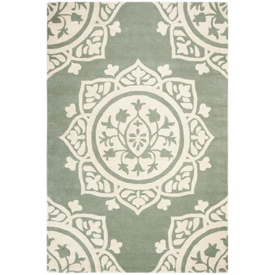 Bella BEL136 Hand Tufted Rug - Safavieh