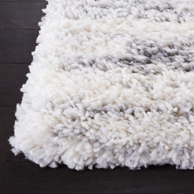 Ivory and Grey Square Shag Rug, 6'7" x 6'7", Synthetic