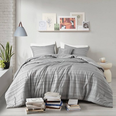 Intelligent Design Twin/Twin Extra Long Hayes Cationic Dyed Clip Jacquard Comforter Set with Throw Pillow Gray - Intelligent Design: Microfiber Bedding Set with Sham — фото 2